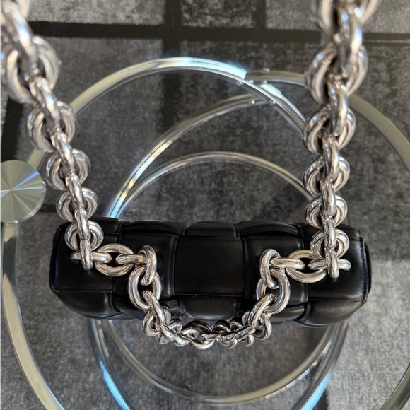 Authentic Bottega Veneta Chain Cassette Bag - Picture 7 of 10